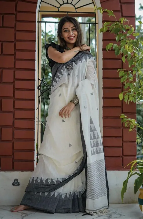 White_&_Black_Jacquard_Self_Design_Woven_Banarasi_Saree_For_Women
