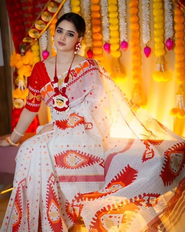 White_&_Orange_Cotton_Linen_Self_Design_Saree_For_Women