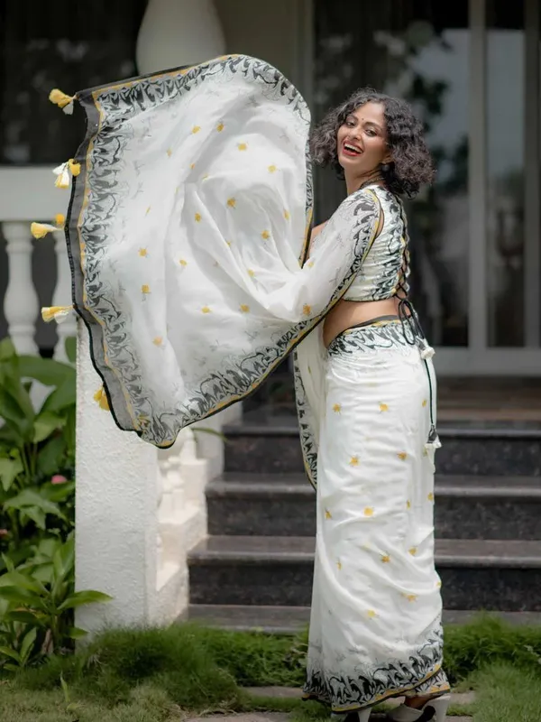 White_&_Yellow_Cotton_Linen_Digital_Print_Saree_For_Women