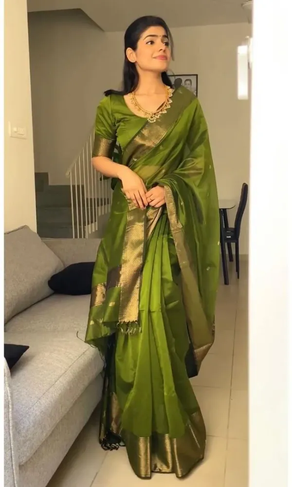 Light_Green_Cotton_Blend_Self_Design_Woven_Bollywood_Saree_For_Women