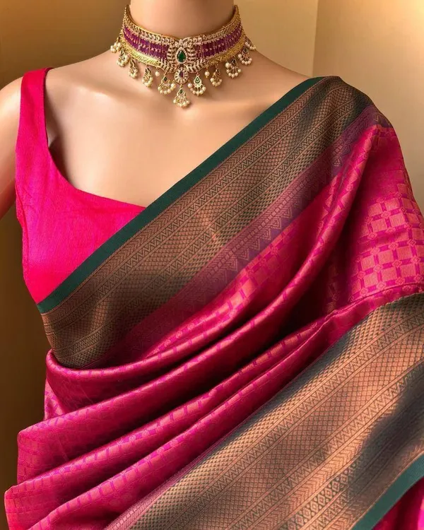 Red_&_Black_Jacquard_Self_Design_Banarasi_Saree_For_Women