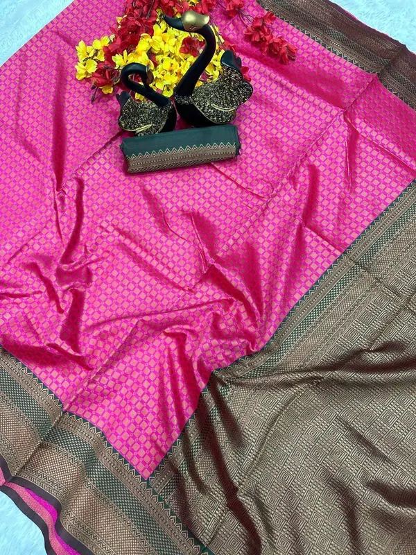Red_&_Black_Jacquard_Self_Design_Banarasi_Saree_For_Women