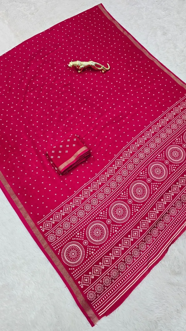 Pink_Cotton_Blend_Printed_Saree_For_Women