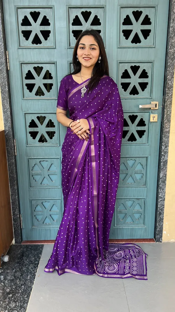 Purple_Cotton_Blend_Printed_Saree_For_Women