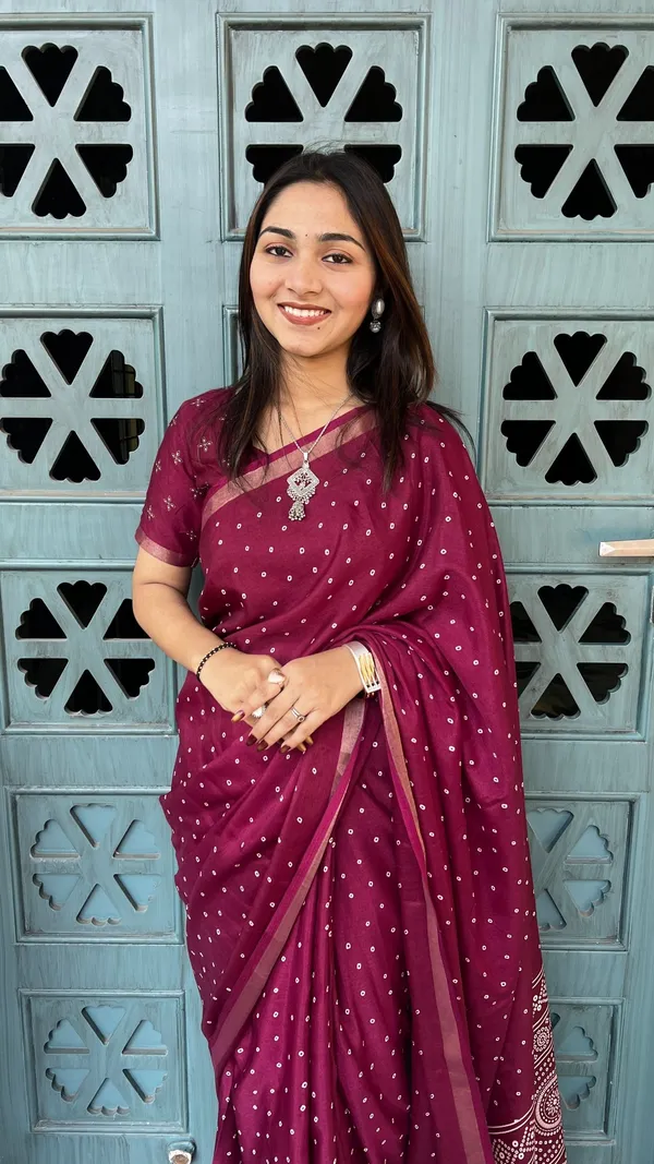 Maroon_Cotton_Blend_Printed_Saree_For_Women