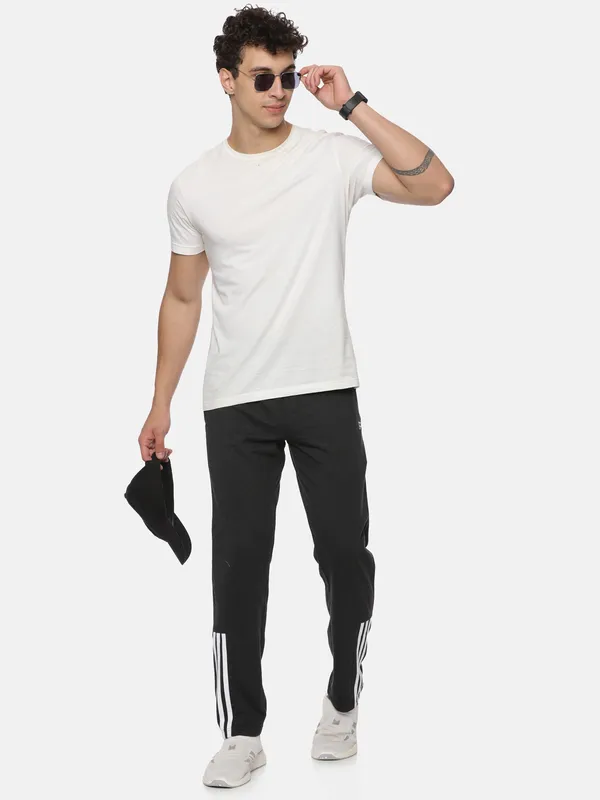Black_Cotton_Rich_Terry_Trackpant_For_Men