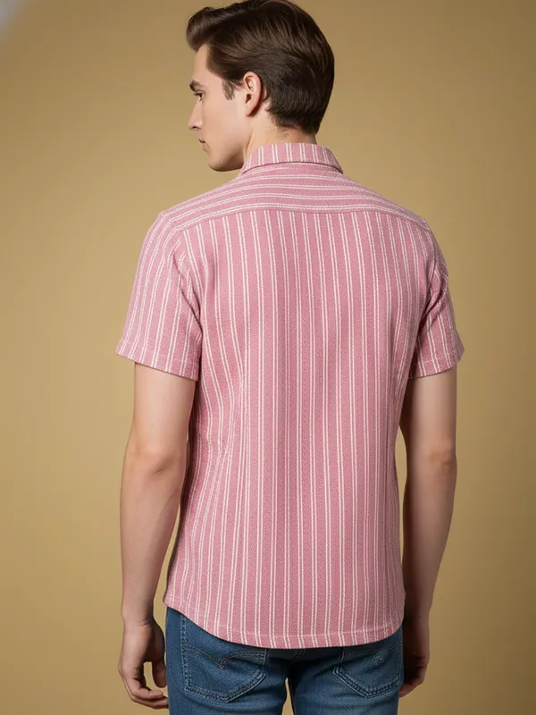 Pink_Cotton_Rich_Fabric_Shirt_Jaquard_Knit_For_Men