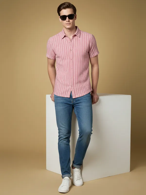 Pink_Cotton_Rich_Fabric_Shirt_Jaquard_Knit_For_Men