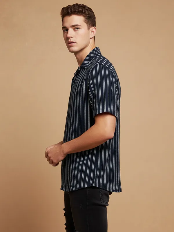 Black_Cotton_Rich_Fabric_Shirt_Jaquard_Knit_For_Men