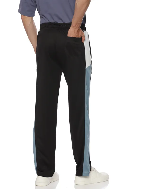 Black_Mid-Rise__Trackpant_For_Men