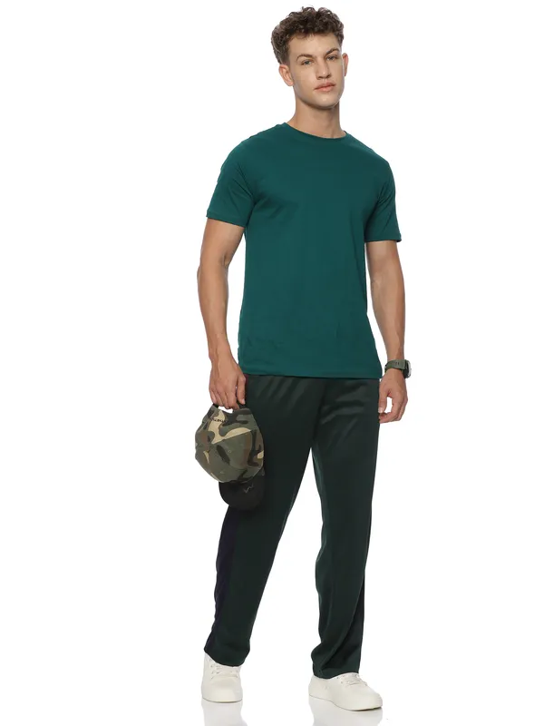 Dark_Green_Mid-Rise_Cotton_Trackpant_For_Men