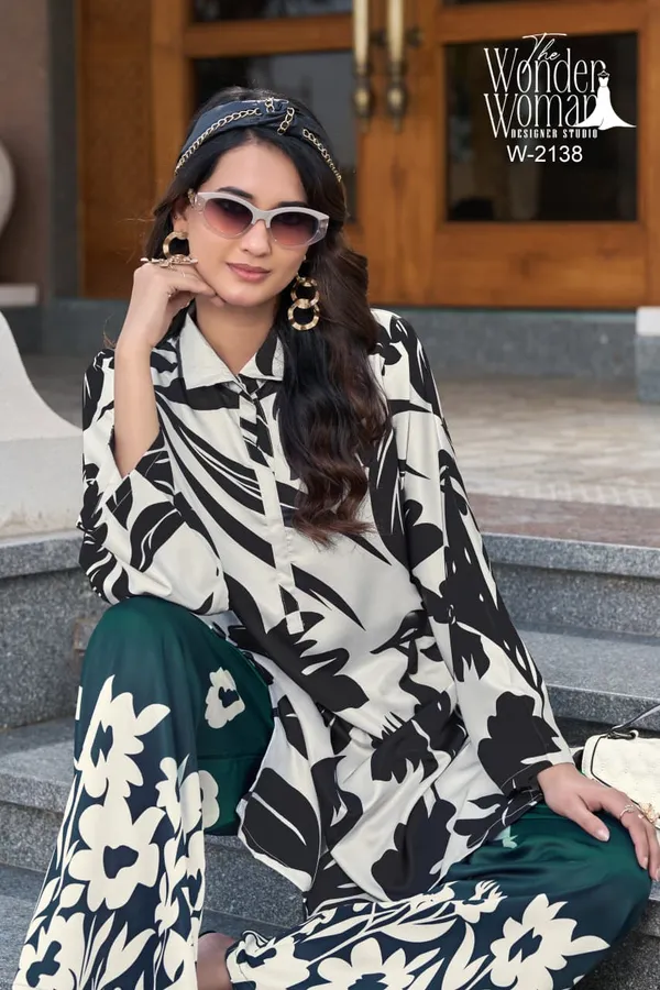 Off_White_And_Black_Printed_Kurta_Co-Ord_Set_For_Women