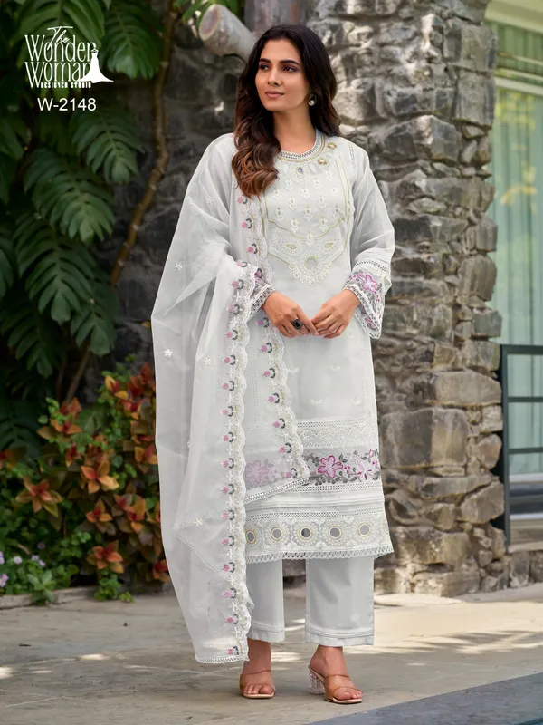 Ivory_Noor_Embroidered_Suit_with_Dupatta