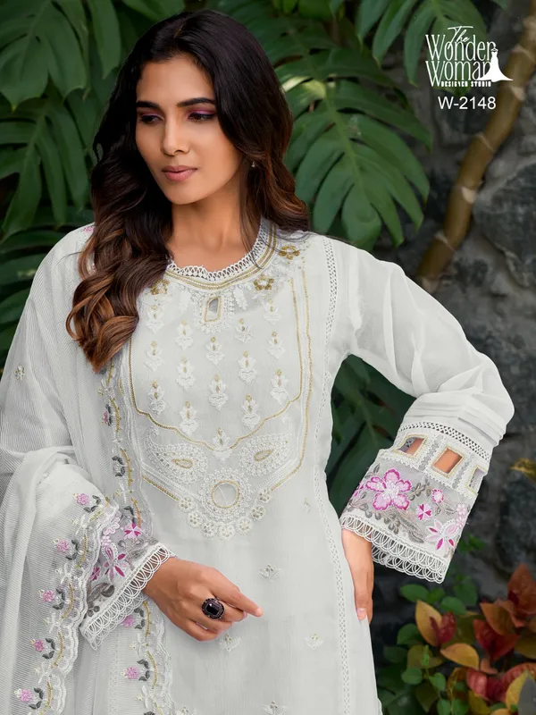 Ivory_Noor_Embroidered_Suit_with_Dupatta