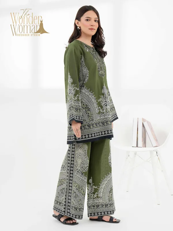 Olive_Paisley_Aura_Co-Ord_Set_For_Women
