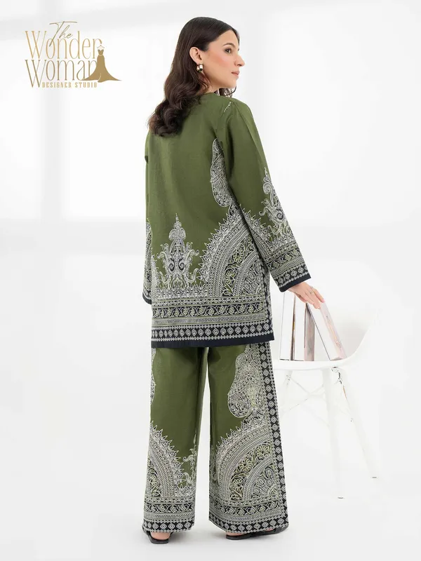Olive_Paisley_Aura_Co-Ord_Set_For_Women