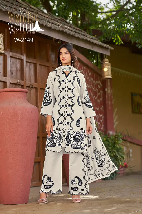 White_Embroidered_Suit_with_fine_cutwork_detailing_with_Dupatta
