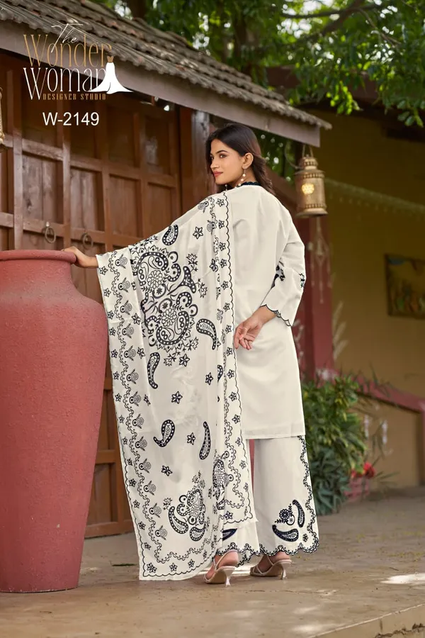 White_Embroidered_Suit_with_fine_cutwork_detailing_with_Dupatta