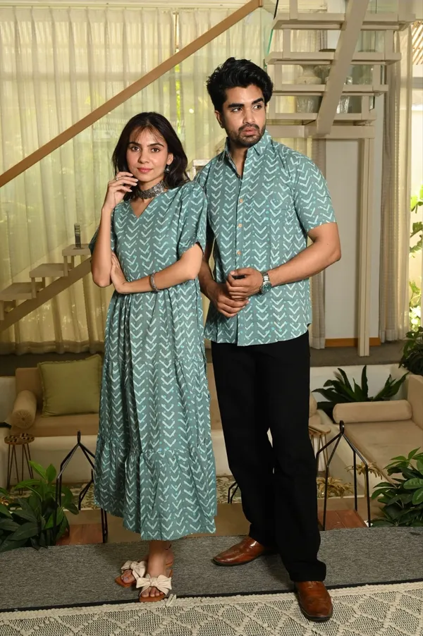 Green_Arrow_Print_Cotton_Couple_Matching_Anarkali_Midi_Dress_&_Shirt_Set