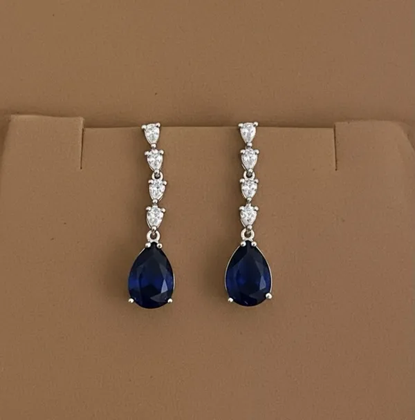 Blue_And_Silver_Brass_Rhodium_Earring_And_Necklace_Set_For_Women