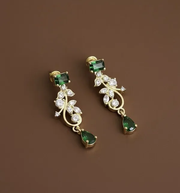 Green_Brass_Gold_Plated_Earring_And_Necklace_Set_For_Women
