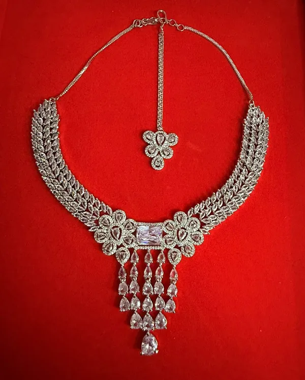 White_Brass_Silver_Rhodium_Necklace_Earring_And_Maang_Tikka_Set_For_Women