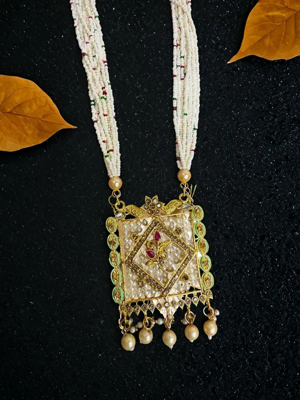 Multicolor_Brass_Gold_Plated_Earring_And_Necklace_Set_For_Women