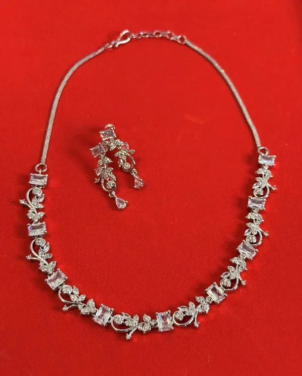 White_And_Silver_Brass_Rhodium_Earring_And_Necklace_Set_For_Women