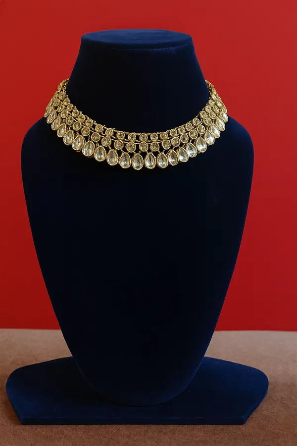 White_Brass__Silver_Necklace_Earring_And_Maang_Tikka_Set_For_Women