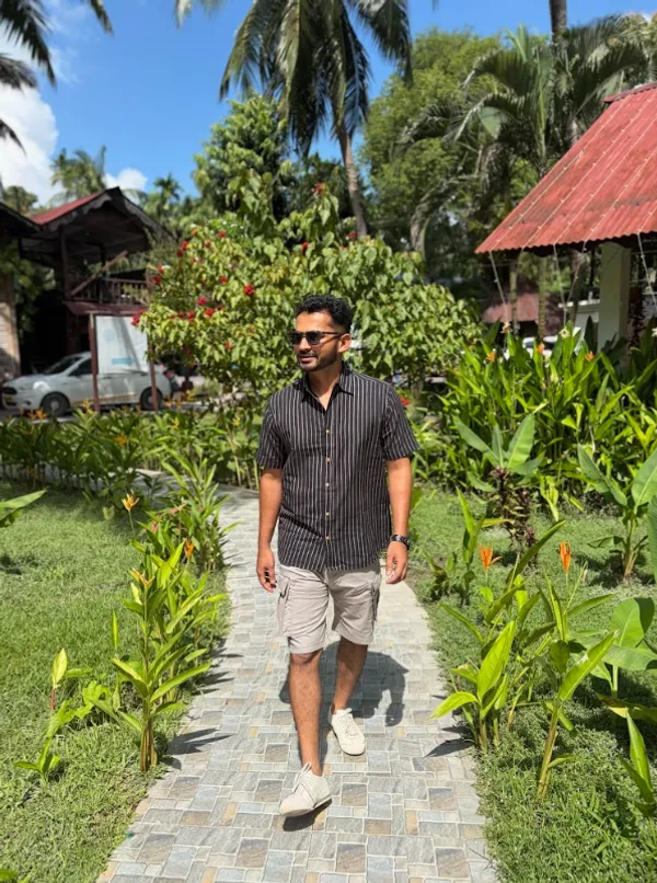Black_100%_Cotton_Men'S_Shirt_For_Adults