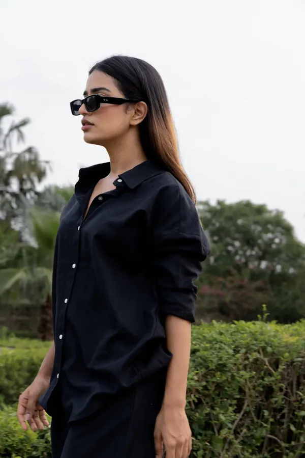 Black_Cotton_Shirt_&_Shorts_Set_For_Women