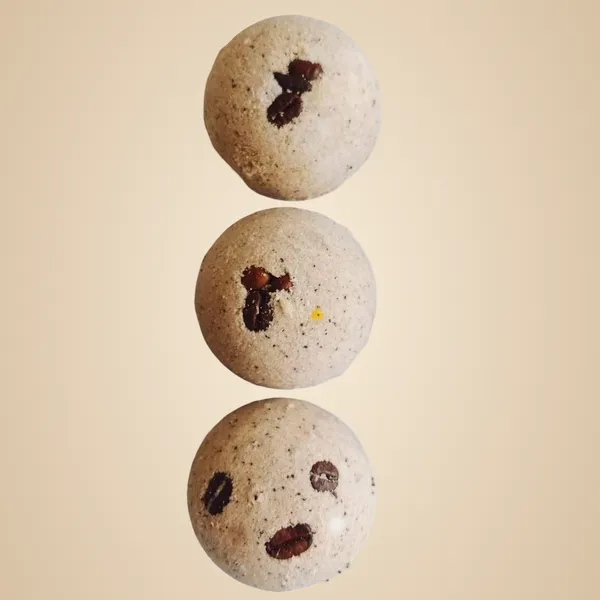 Refreshing_Coffee-Bath_Bomb-Fizzy_Aromatic_Bath_Bomb_With_Coffee_Beans_(75G_Each)_-_Pack_Of_3