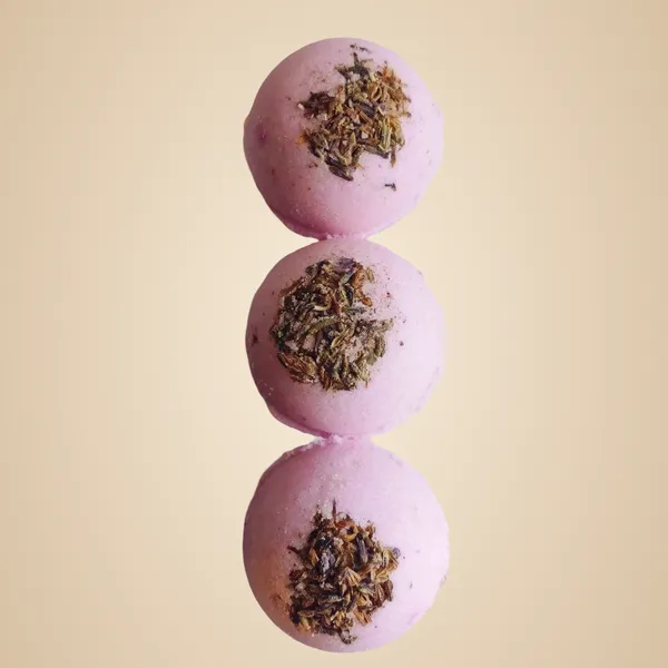 Lavender-Bath_Bomb-Fizzy_Aromatic_Bath_Bomb_With_Lavender_Buds_(75G_Each)_-_Pack_Of_3