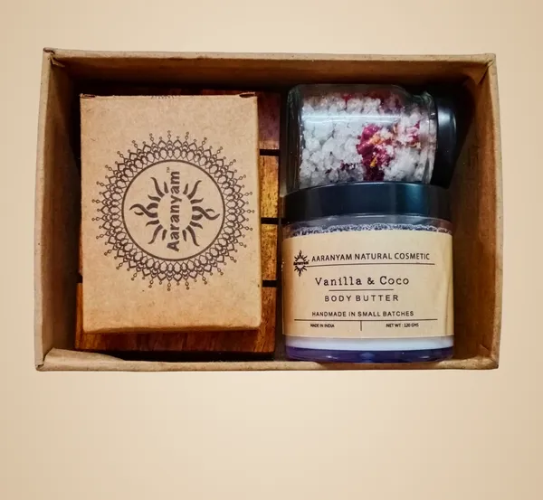 Blossom_-You_Vanilla_&_Coffee_Spa_Gift_Set_For_Women___Great_Gift_Hamper_For_Birthday,_Anniversary,_Festivals,_Party_Return_Gift.