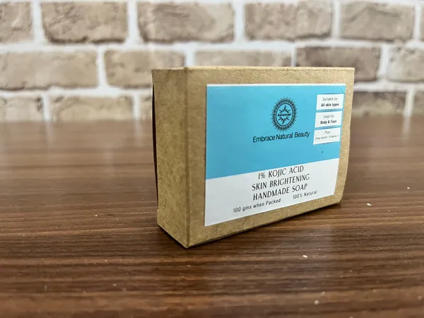 Kojic_Acid_1%_Soap_With_Niacinamide_Handmade_Soaps(300_Gms_Pack_Of_3)_Kojic_Acid_1%_Soap_With_Niacinamide_Soaps_For_Bath_|_Paraben_Free_|_|_Handmade_Soaps_For_Men_&_Women