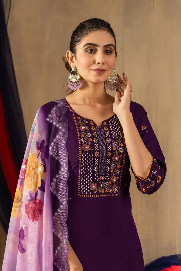 Roman_Cotton_Aura_Straight_Kurti_Pant_Set_with_Mirror-Work_Chanderi_Dupatta