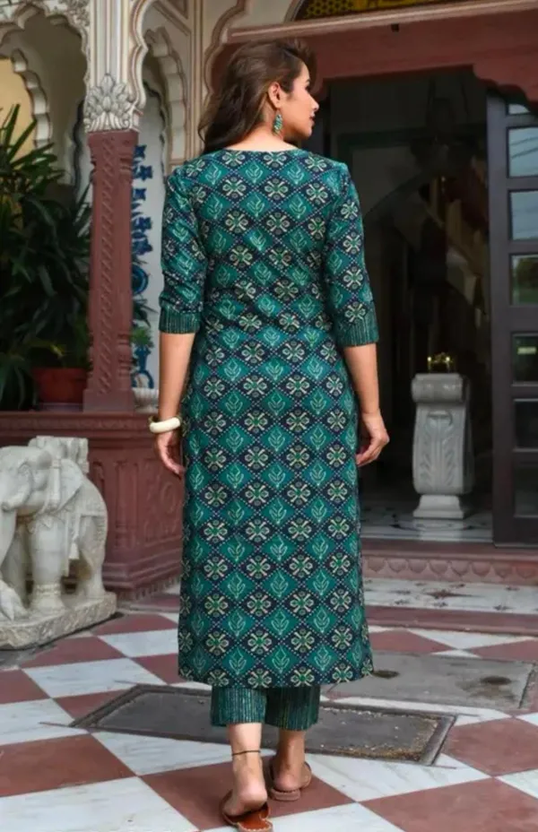 Women's_Rayon_Block_Print_Kurta_Pant_With_Dupatta_Set