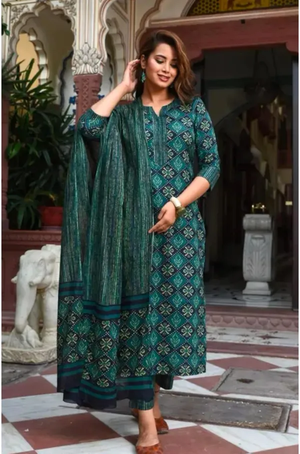 Women's_Rayon_Block_Print_Kurta_Pant_With_Dupatta_Set