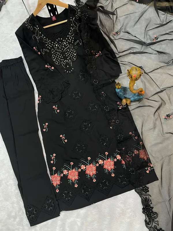 Designer_Festive_Kurti_Pant_Dupatta_Set_Heavy_Embroidery_with_Sequins