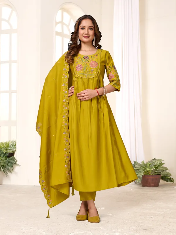 Elegant_Anarkali_Kurti_Pant_Dupatta_Set_Viscose_Roman_Cotton_with_Heavy_Embroidery,_Hand_Work_&_Chanderi_Cotton_Dupatta