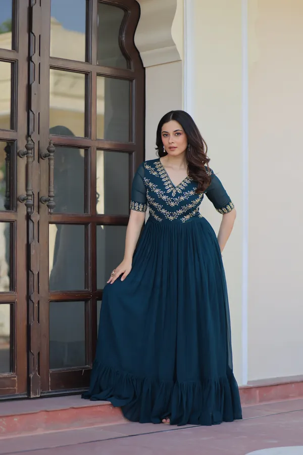 Dramatic_7-Meter_Flared_Faux_Blooming_Gown_with_Beads_&_Sequins_Embroidery