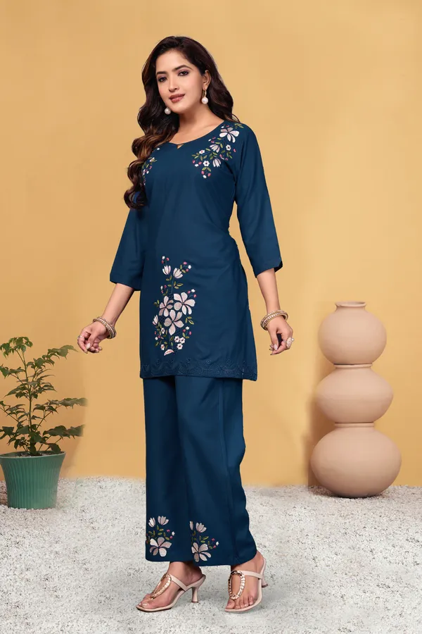 Festive_Co-Ords_Set_–_Embroidered_Straight_Pant_&_Top