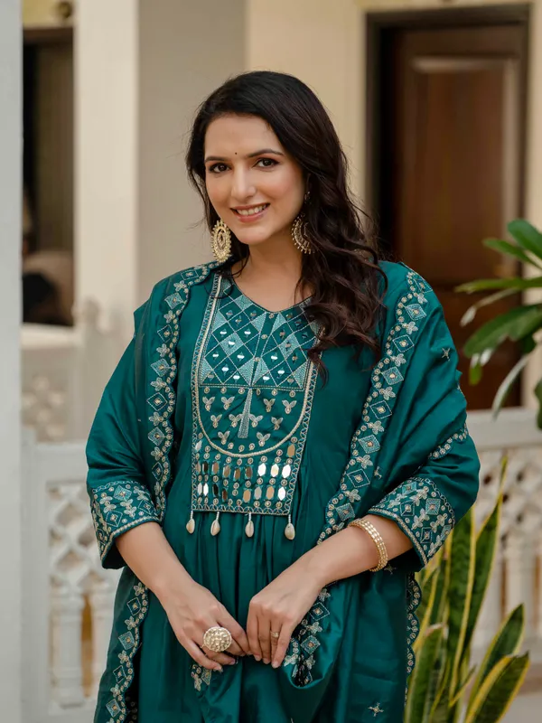 Glamorous_Anarkali_Kurti_Pant_Dupatta_Set_with_Mirror_Work