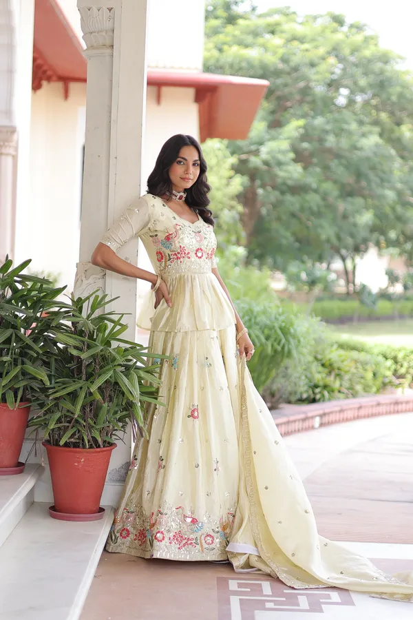 Soft_Amber_Luxury_Gold_Crush_Lehenga_Choli_With_Heavy_Embroidered_Dupatta_For_Women