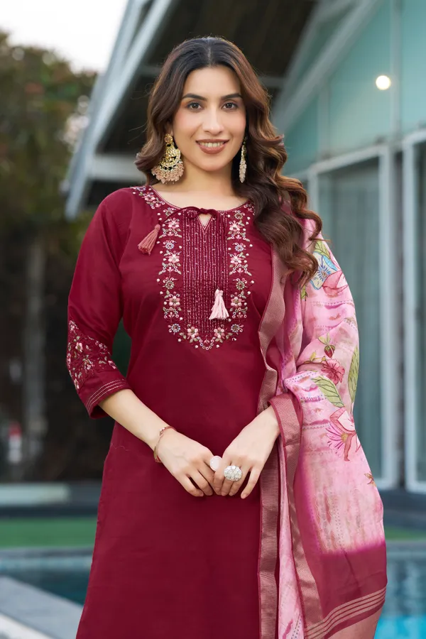 Viscose_Cotton_Royale_Straight_Kurti_Pant_Set_with_Digital_Print_Dupatta