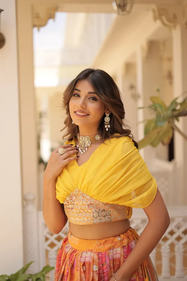 Heavy_Vichitra_Silk_Thread_&_Sequins_Lehenga_with_Embroidered_Dupatta