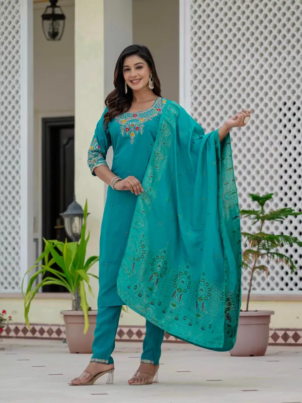 Royal_Sequins_Roman_Cotton_Kurti_Pant_Dupatta_Set
