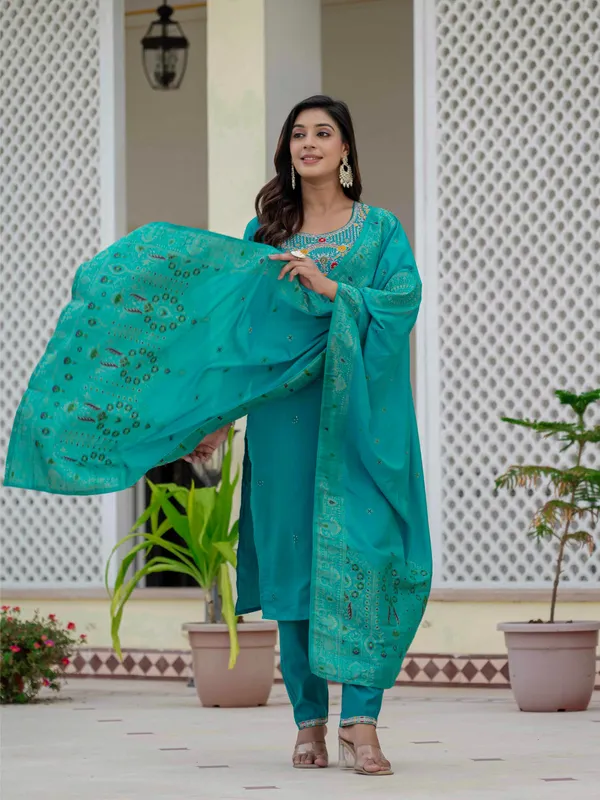 Royal_Sequins_Roman_Cotton_Kurti_Pant_Dupatta_Set