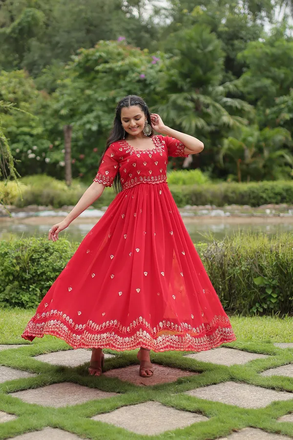 Luxury_Faux_Blooming_Zari-Thread_&_Sequins_Embroidered_Party_Wear_Gown