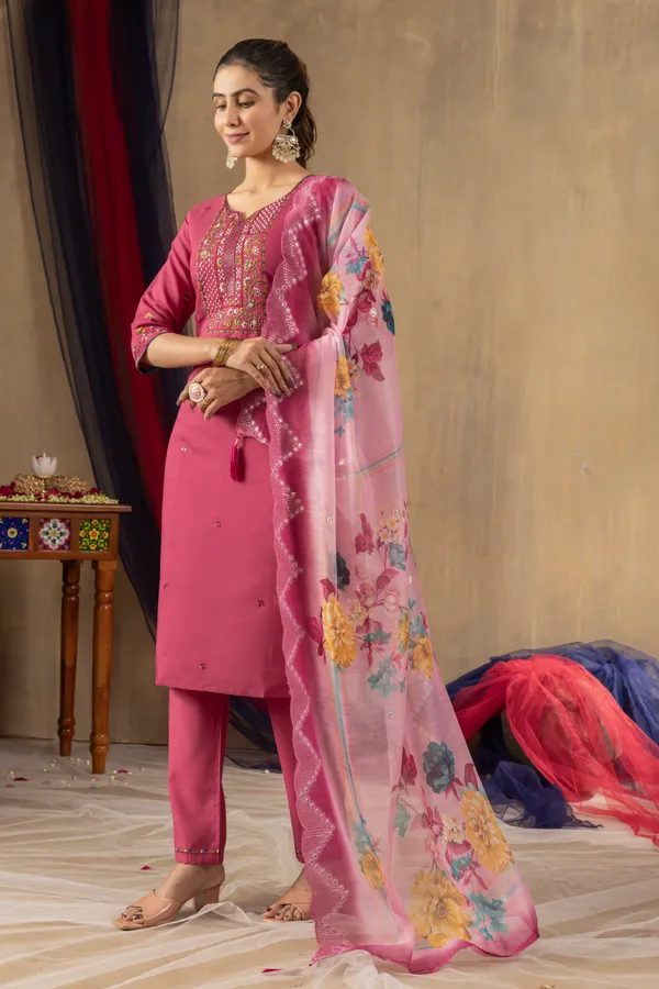 Roman_Cotton_Aura_Straight_Kurti_Pant_Set_with_Mirror-Work_Chanderi_Dupatta